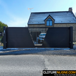 PORTAIL COULISSANT ALUMINIUM SEMI AJOURE